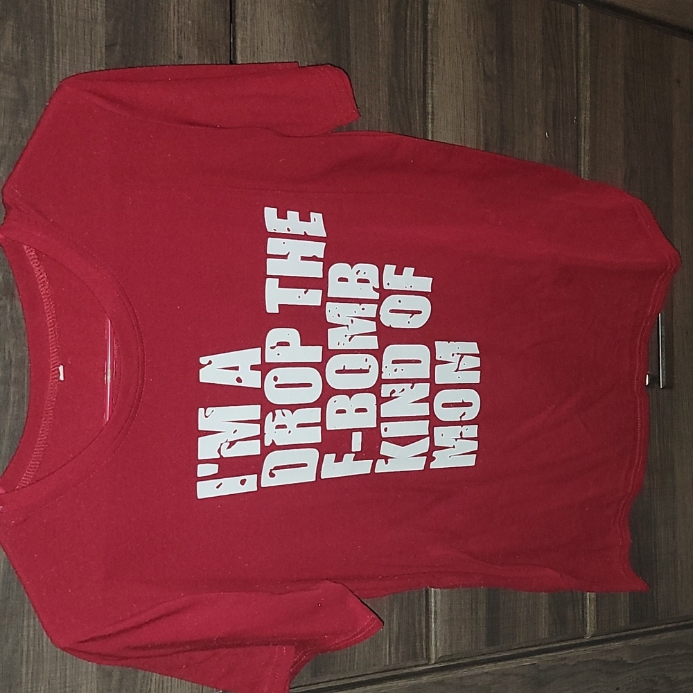 I'm a drop the F-bomb kind of mom tshirt